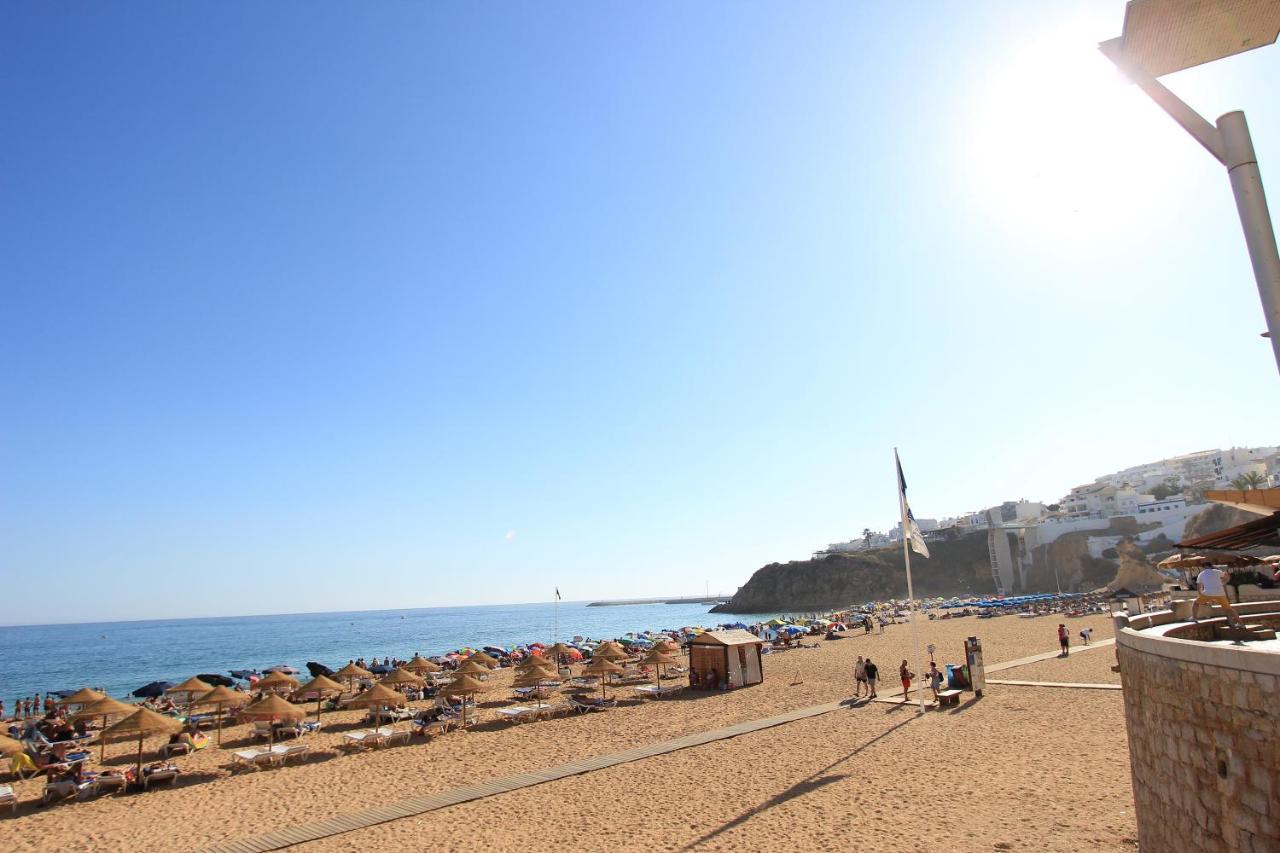 Warm Yellow Albufeira Dış mekan fotoğraf